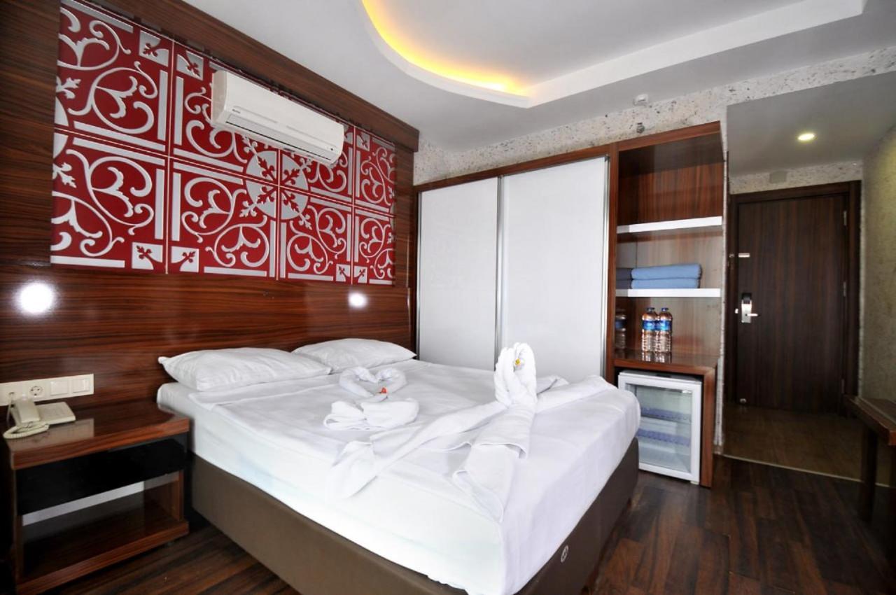 Uk Blue Coast Hotel (Adults Only) Alanya Bagian luar foto